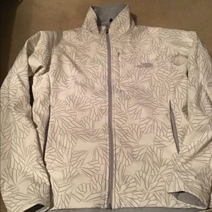 NORTHFACE fleece lined dry fit coat